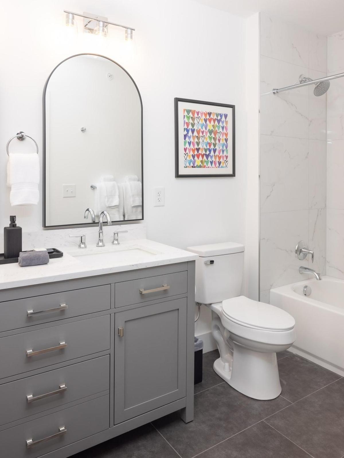 Luxury Rooftop Townhome In Restored Church 5 Mins To Dt Holiday home